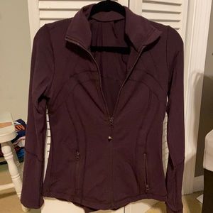 Lululemon define jacket maroon size 8